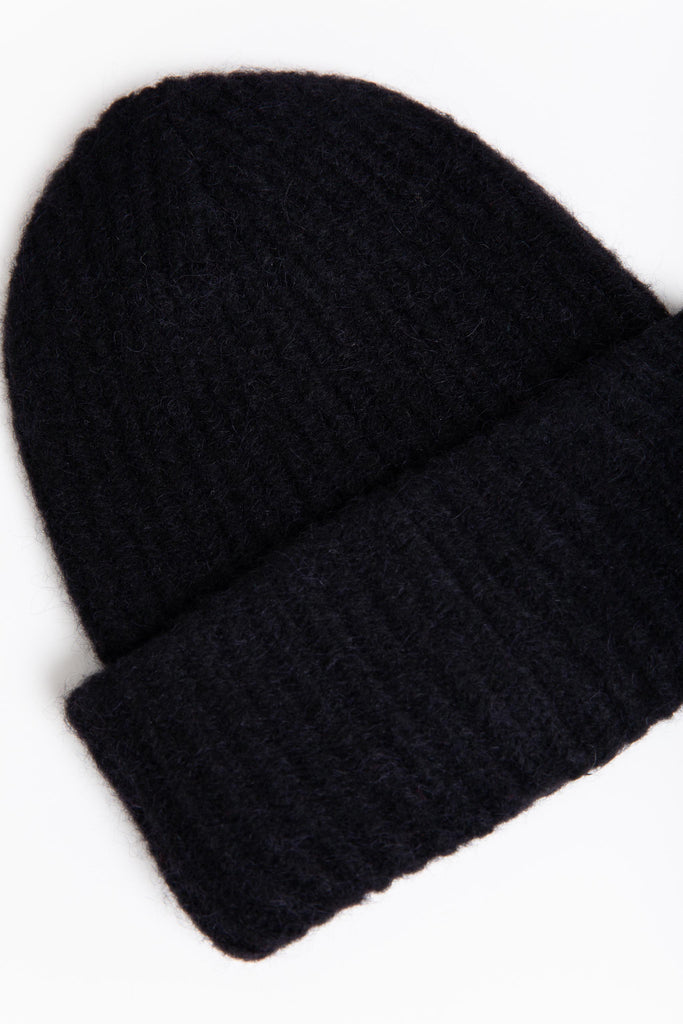 Black easy chunky beanie – Buffet Clothing