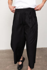 Black cropped trousers