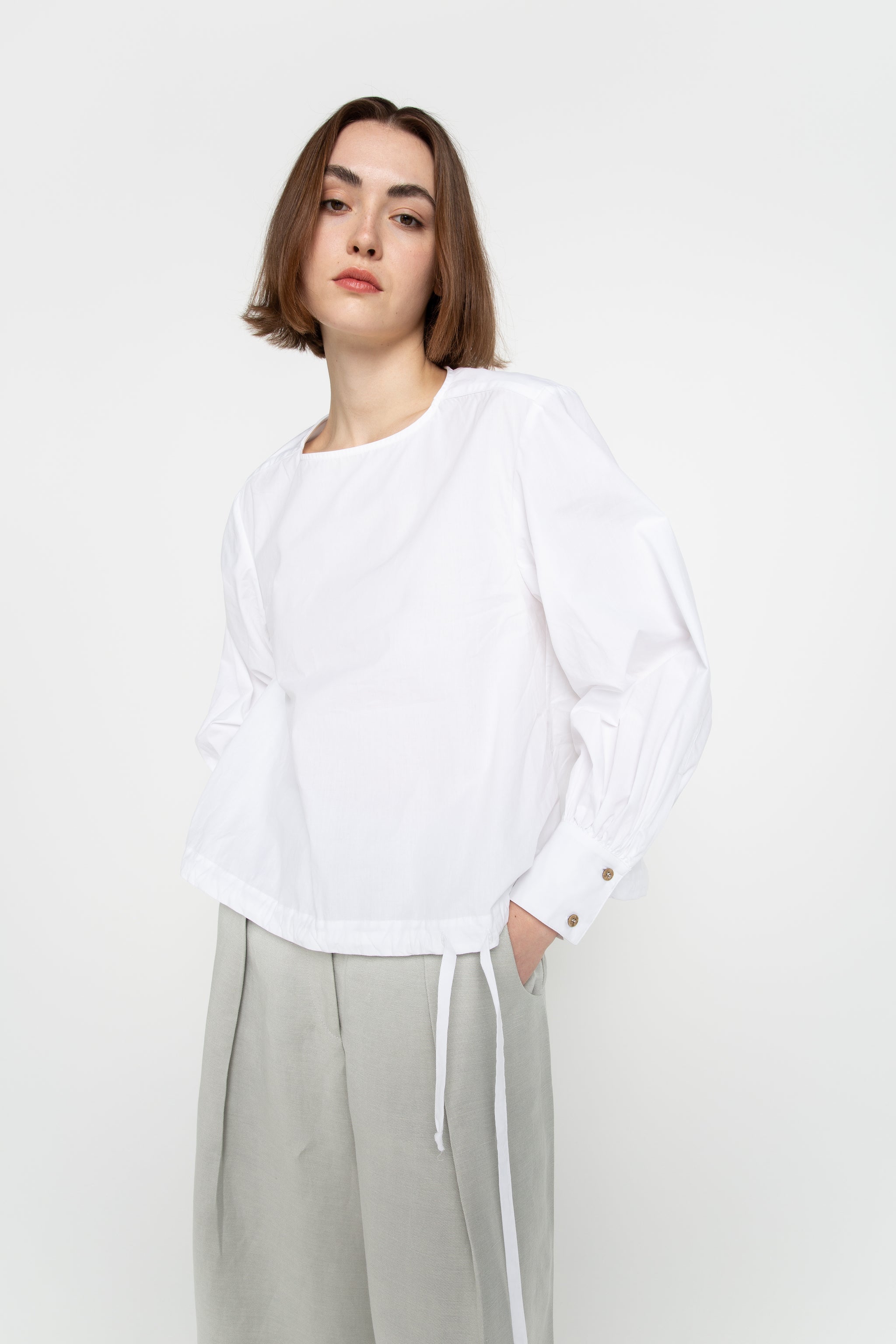 White balloon sleeve blouse – Buffet Clothing